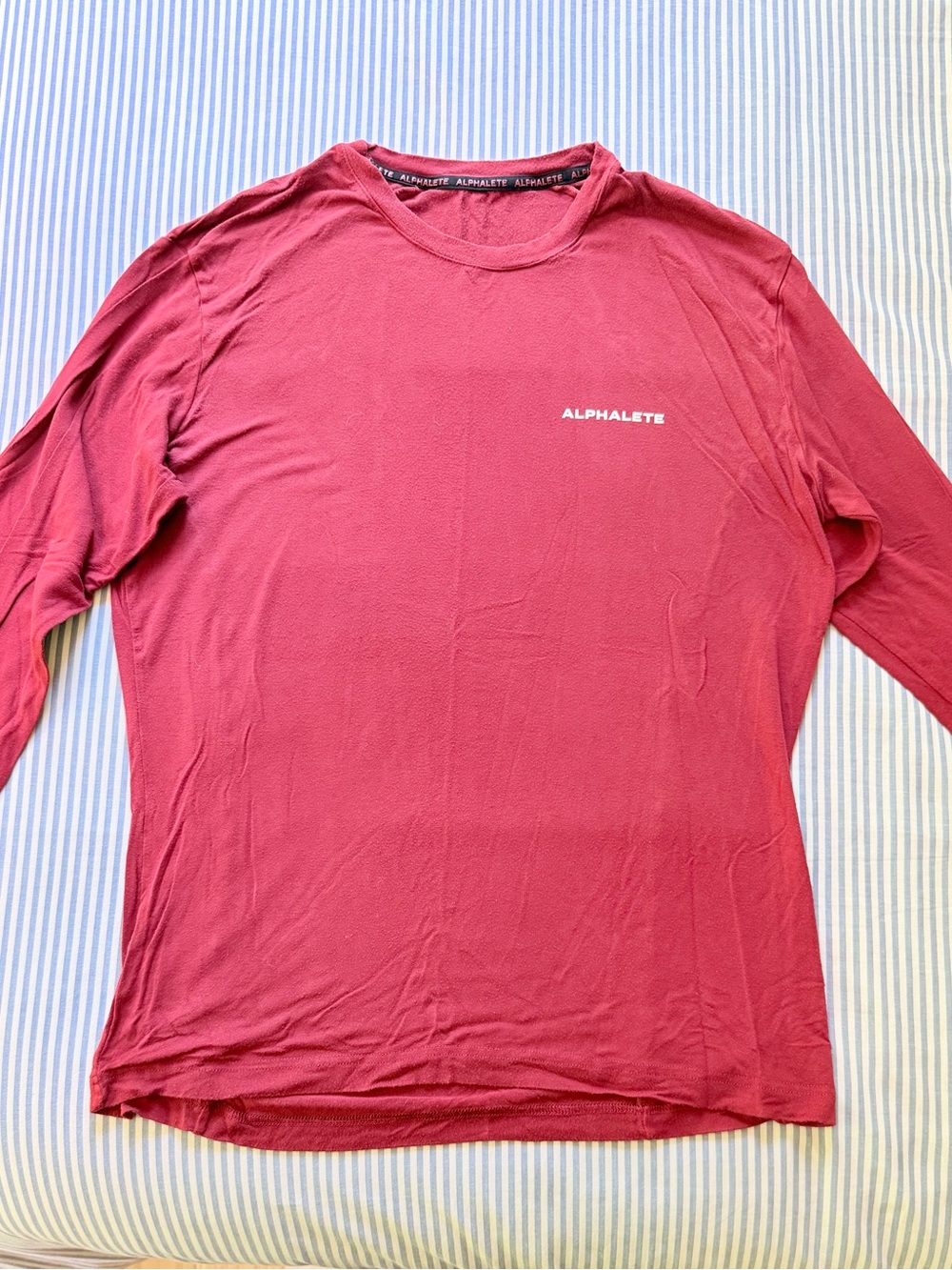 Alphalete Men's Long Sleeve red shirt
